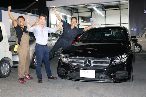 ベンツのフロントガラス修理、15,000円で交換せずに車検合格！