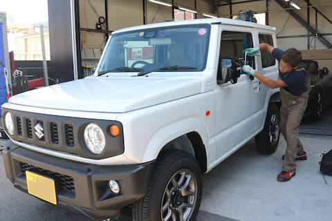 ディーラー様もオススメする、鈑金・塗装しない車のヘコミ直し！