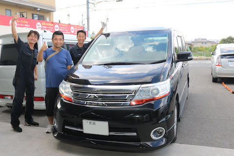 フロントガラスの飛び石修理、限界を超えても修理します！