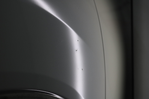 複数ヘコミ修理でも短時間で直るデントリペア！しかも2個目から半額！！