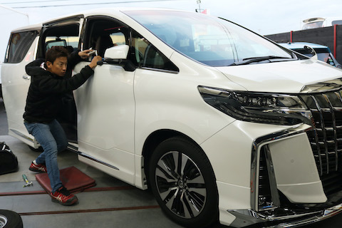 車のヘコミ直しで素晴らしい口コミ、お客様への力に慣れた事、喜ばれた事に感謝します！