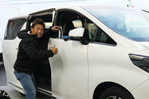 車のヘコミ直しで素晴らしい口コミ、お客様への力に慣れた事、喜ばれた事に感謝します！