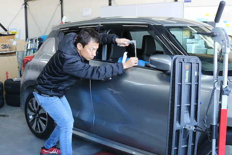 『すごいっ！、綺麗に直っている！！』デントリペアでヘコミが消える感動を体験してください！