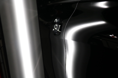 愛車のヘコミは心は大きくヘコミます！だからこそ最短修理のデントリペア