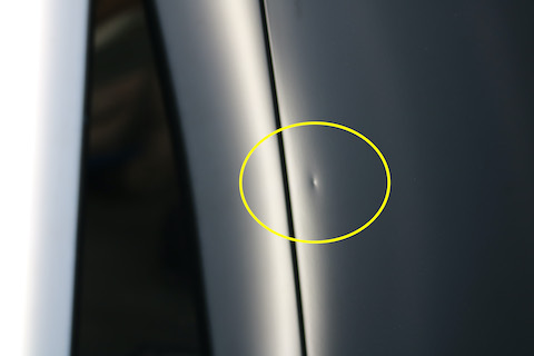 新車のヘコミ修理もデントリペアで新車のボディに戻します！