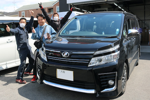 飛び石で500円玉超えた大きなヒビ割れもウインドリペアで直します！