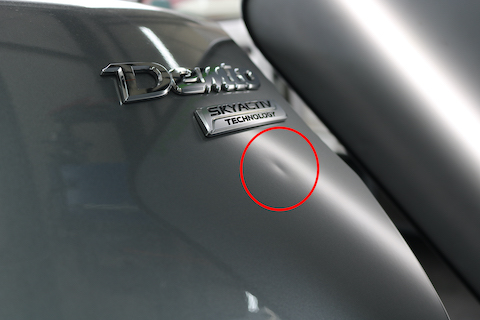 リアゲートが思った以上に上がって天井の物コツン！そんな時もデントリペアで解決！