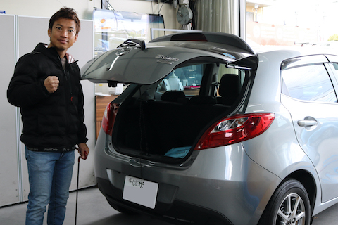 リアゲートが思った以上に上がって天井の物コツン！そんな時もデントリペアで解決！