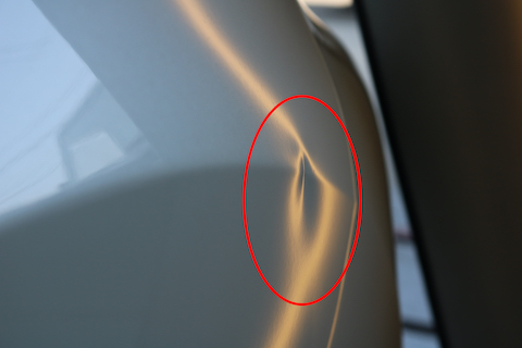 プレスラインが大きく潰れたヘコミでも、元の形に復元出来るデントリペア！