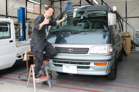 キャンピングカーは飛び石リスク！割れたらウインドリペアをオススメします！