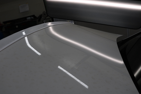 トランクのヘコミもデントリペアで即時修理！