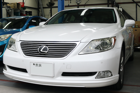 トランクのヘコミもデントリペアで即時修理！