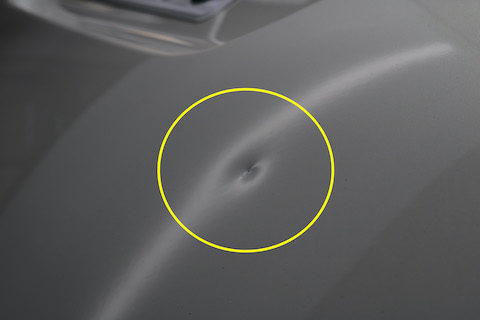 芯の深いヘコミもデントリペアで押し出して、愛車が綺麗に直ります！