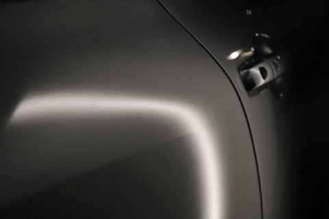 納車1週間でヘコミ！デントリペアで元の新車に戻します！