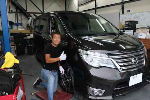 タイヤ上あたりのヘコミもデントリペアで綺麗に直します！