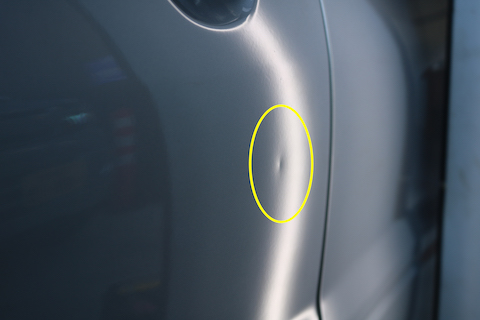 愛車のヘコミ直しは塗装しないデントリペアで解決！