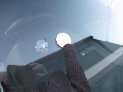 フロントガラスの傷が大きすぎてもウインドリペアで修理！