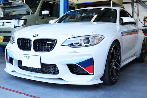 塗装しないでヘコミを直したいという思いにお答えするデントリペア！