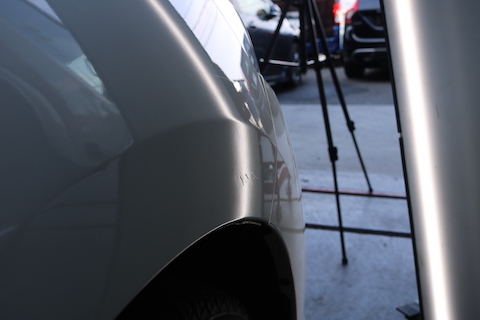 ヘコミ修理、２箇所目は半額でお安く、即日施工でスピード修理！