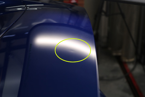 車のヘコミ修理で、綺麗に安く料金をおさえる方法とは？