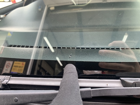 フロントガラス端っこで修理を断られたヒビ割れ直します！