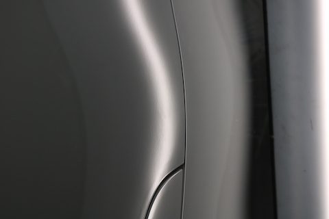 車のドアが開きすぎてコツンと当ててヘコミ！修理の仕方！