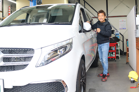 車のドアが開きすぎてコツンと当ててヘコミ！修理の仕方！