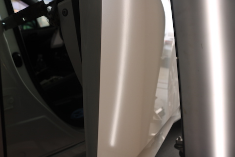 車のヘコミ修理の相場より破格のデントリペアがオススメ！