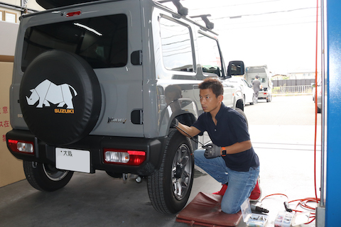 ディーラー様がオススメする、最強のヘコミ修理のデントリペア！