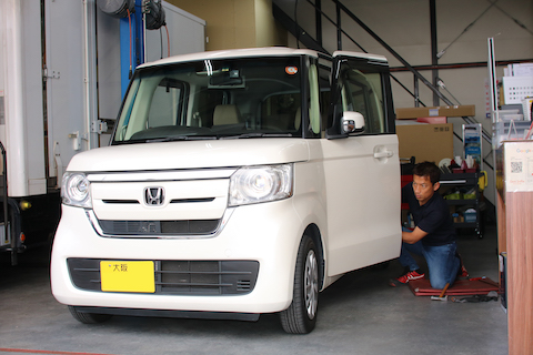 車のエクボのリペア、DIYよりプロに任せた方が良い理由