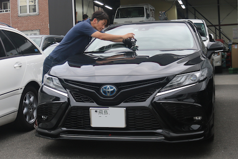 フロントガラスの端についたひび割れ修理も可能！