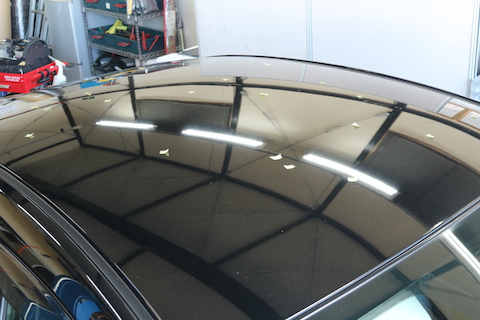 雹やあられでルーフにヘコミが複数！こんな時もデントリペア