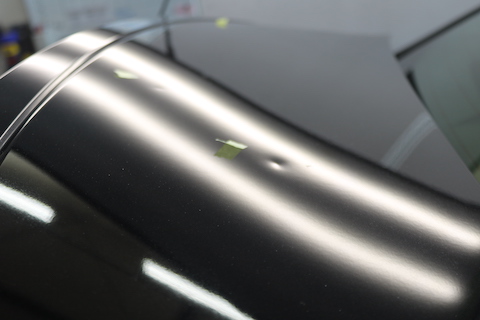 雹やあられでルーフにヘコミが複数！こんな時もデントリペア