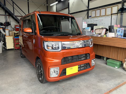 フロントガラスの線傷、小さければ修理で補修できます！