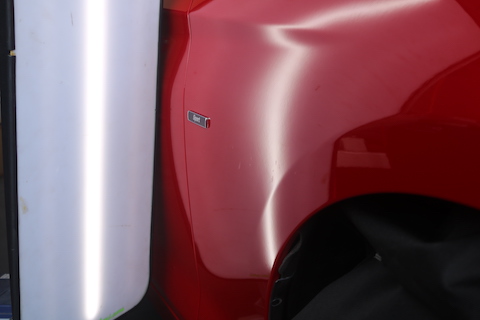 フェンダーのヘコミ修理金額は8,000円〜直ります！