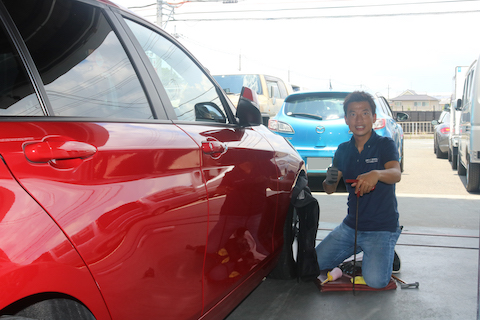 フェンダーのヘコミ修理金額は8,000円〜直ります！