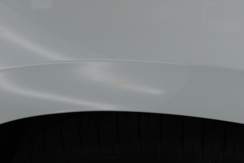 アルファードフェンダー、塗装しないヘコミ修理