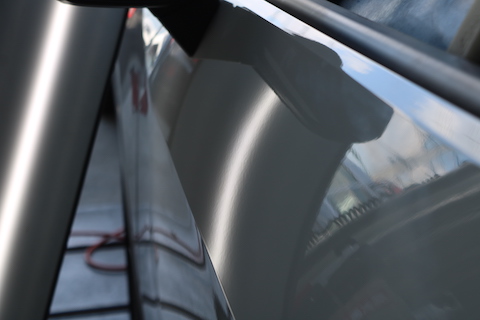 アウディ ドアのヘコミ修理、修理跡ない査定額下げない方法