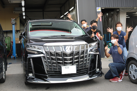 スライドドアのヘコミも塗装しないデントリペアで修理