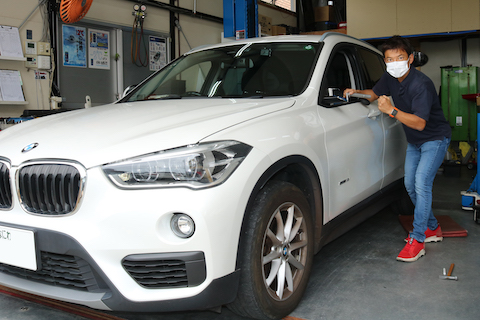 プレスラインが潰れたヘコミを短時間で綺麗に復元！