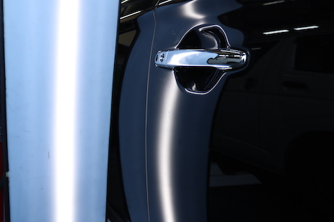 車のドアを当ててしまった時はデントリペアで解決！