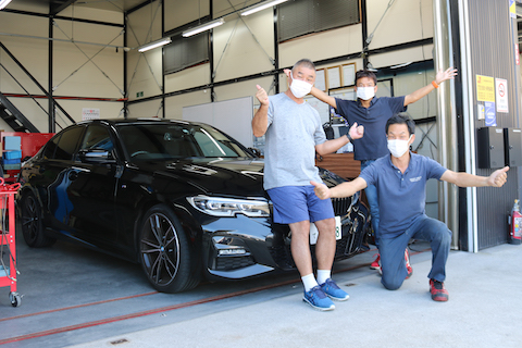 本当にヘコミがあった鉄板がチョット待つ間に綺麗に元どおり！