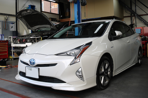 車２台のヘコミを同時に預かって即時施工！