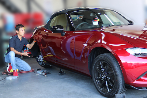 新車で当て逃げ被害！ヘコミはデントリペアで直す！