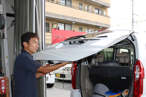 車庫の自転車やバイクでヘコミが出来たらデントリペア！