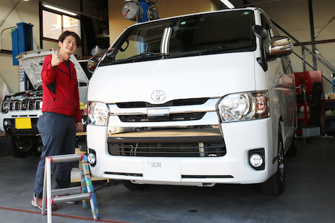 パチッと音がしたら、フロントガラスが割れてるか確認！