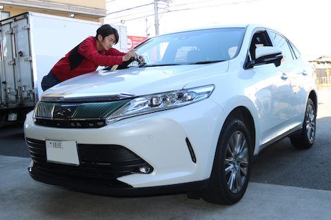 フロントガラスの傷はウインドリペアで直してください！