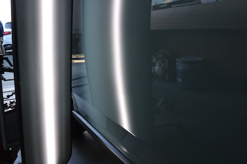 新車タフトのドアにヘコミができても数分で修理が可能！