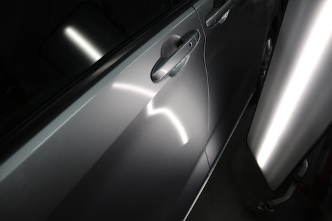 板金・塗装を依頼する前にデントリペアを検討ください！