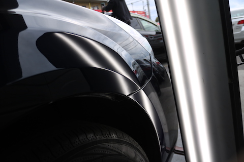 当て逃げ被害の車のヘコミを最小限の負担で修理！